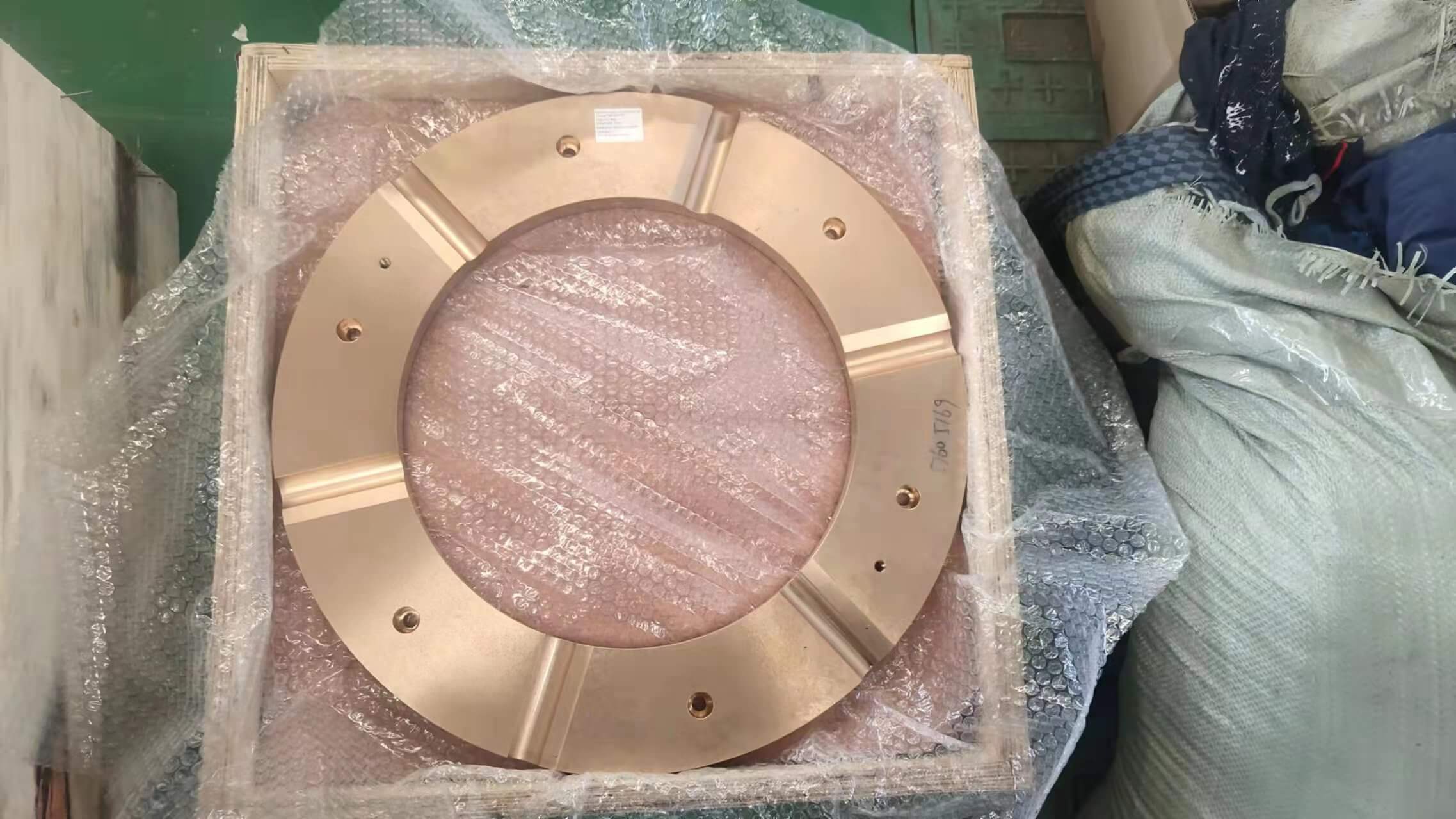 Delivery in time is vital for customer , so it is vital for us-Crusher Spare Parts